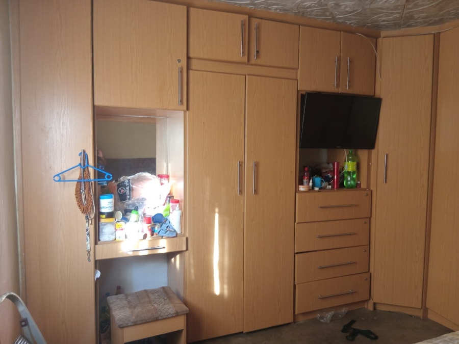 4 Bedroom Property for Sale in Kwa Nobuhle Eastern Cape